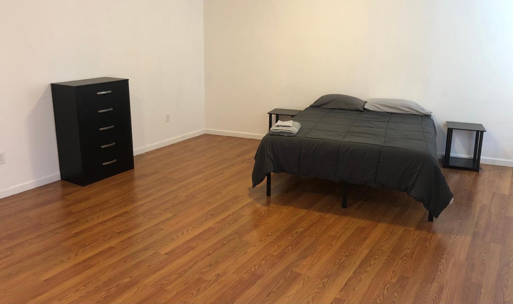 Large And Private Sleep Up To 8 People Comfortably With Direct Nyc Manhattan Train Only 5 Minute Walk Away Appartamento *